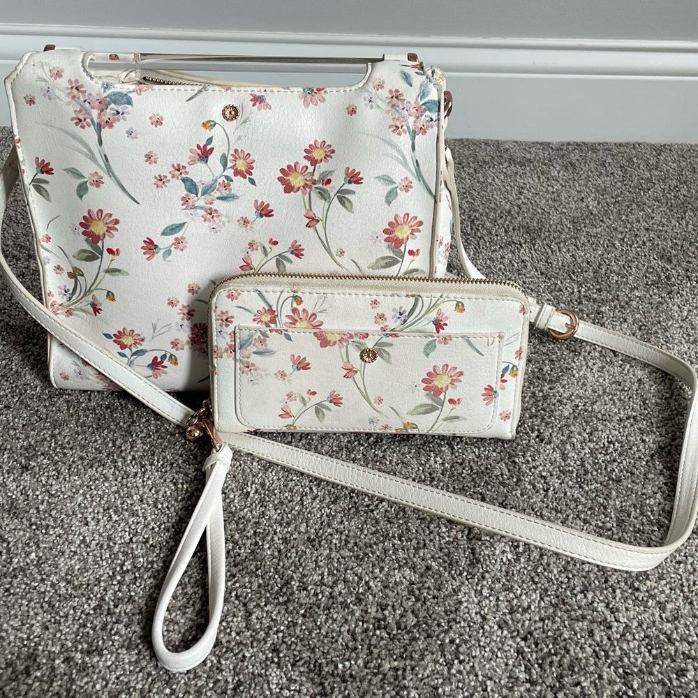 Lauren Conrad Floral Crossbody bag with matching wallet